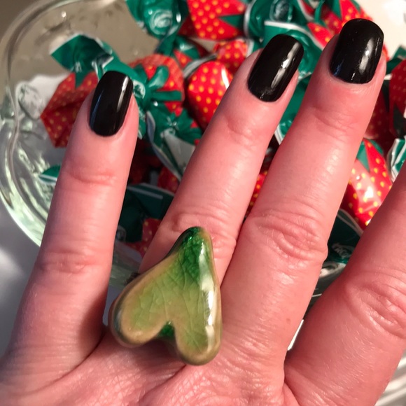 RING ❤️❤️ - Picture 3 of 5